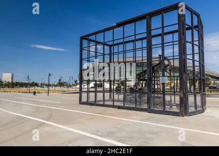 BAKOU, AZERBAÏDJAN - 20 JUIN 2018 : monument d'un puits de pétrole situé à Bakou, Azerbaïdjan Banque D'Images