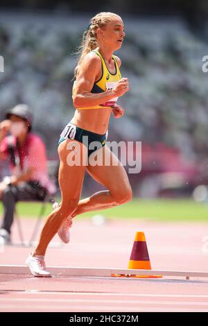 Geneviève Gregson participe à la steeplechase de 3000 mètres aux Jeux Olympiques de Tokyo en 2020. Banque D'Images