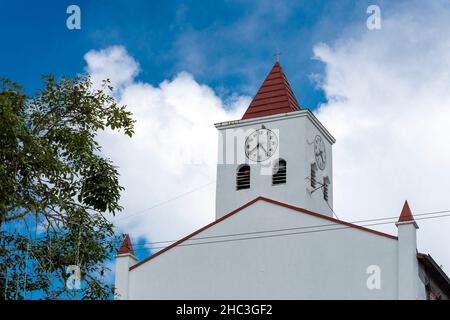 Angélopolis, Antioquia / Colombie - 22 décembre 2021.Angélopolis, son nom signifie "ville des Anges" et il est situé à seulement 48 km de Medellín. Banque D'Images