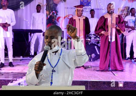 Le Bureau d'Aare Onakankanfo de Yoruba Land, IBA Gani Adams, organise jeudi la Noël 2021 à Oko-Oba, Lagos, Nigeria.Credit: Adekunle Ajayi/Alay Live News Banque D'Images