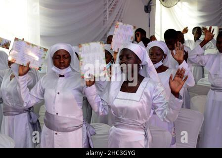 Le Bureau d'Aare Onakankanfo de Yoruba Land, IBA Gani Adams, organise jeudi la Noël 2021 à Oko-Oba, Lagos, Nigeria.Credit: Adekunle Ajayi/Alay Live News Banque D'Images