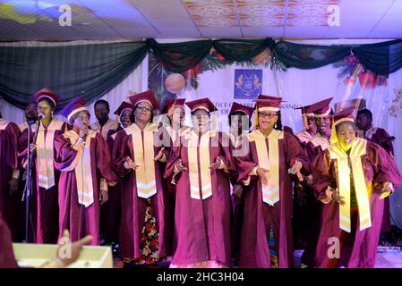 Le Bureau d'Aare Onakankanfo de Yoruba Land, IBA Gani Adams, organise jeudi la Noël 2021 à Oko-Oba, Lagos, Nigeria.Credit: Adekunle Ajayi/Alay Live News Banque D'Images