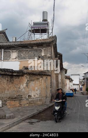 Février 2019.Xizhou.La ville est composée de gens Bai avec une petite population de résidents de hui et de Han. Banque D'Images