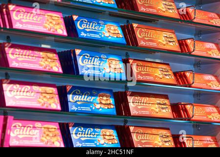 Divers bonbons dans la boutique de chocolat de la Maison Cailler à Broc, en Suisse Banque D'Images