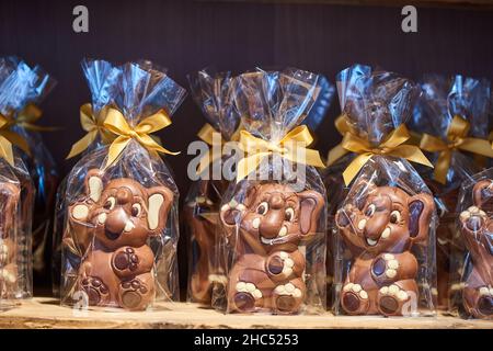 Divers bonbons dans la boutique de chocolat de la Maison Cailler à Broc, en Suisse Banque D'Images