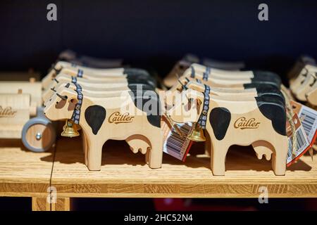 Divers bonbons dans la boutique de chocolat de la Maison Cailler à Broc, en Suisse Banque D'Images