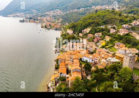 Lac de Côme (IT), Santa Maria Rezzonico, vue aérienne Banque D'Images