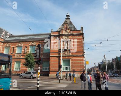 Façade du musée Stedelijk à Amsterdam Banque D'Images