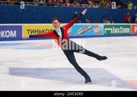 Saint-Pétersbourg, Russie.24th décembre 2021.Dmitri Aliev, de Russie, participe au patinage libre des hommes le deuxième jour des Rostelecom Russian Nationals 2022 du patinage artistique au Palais sportif de Yubileyny à Saint-Pétersbourg.Note finale: 251,4 (photo de Maksim Konstantinov/SOPA image/Sipa USA) crédit: SIPA USA/Alay Live News Banque D'Images