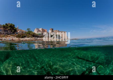 FRANCE, HAUTE CORSE (2B) BALAGNE, VILLAGE D'ALGAJOLA Banque D'Images