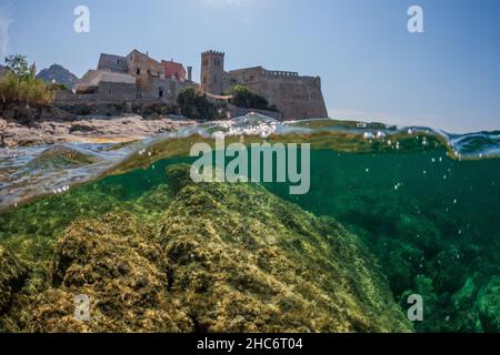 FRANCE, HAUTE CORSE (2B) BALAGNE, VILLAGE D'ALGAJOLA Banque D'Images