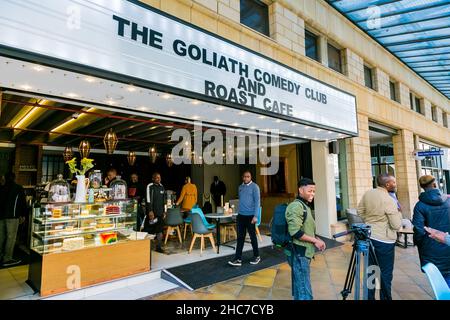 Johannesburg, Afrique du Sud - 11 juillet 2018 : extérieur du Goliath Comedy Club et du Roast Cafe Banque D'Images