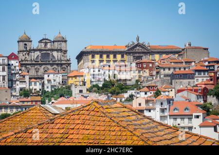 Vue aérienne du centre-ville depuis la cathédrale de Porto, Portugal Banque D'Images