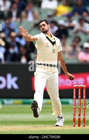 Melbourne Cricket Ground, Melbourne, Australie.26th décembre 2021.The Ashes 3rd Test Cricket, Australie contre Angleterre; Mitchell Starc of Australia Bowls Credit: Action plus Sports/Alay Live News Banque D'Images