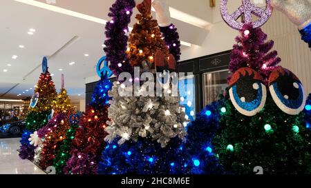 Décorations de Noël quartier EM, Emporium, centre commercial de luxe, Sukhumvit Road, Phrom Phong Area Night Banque D'Images