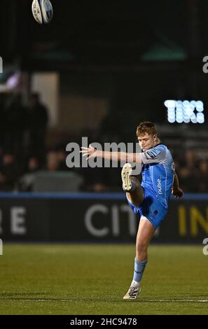 Barnett, Royaume-Uni.26th décembre 2021.Rugby, premier ministre.Saracens V Worcester Warriors.Stade StoneX.Barnett.Baskets fin Smith (Worcester).Credit: Sport en images/Alamy Live News Banque D'Images