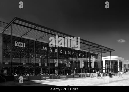 Warrington Market, Time Square, Warrington City Centre, Cheshire, Angleterre,ROYAUME-UNI Banque D'Images