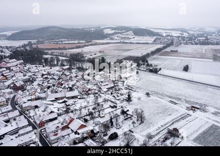 Le village de Herleshausen en hiver Banque D'Images