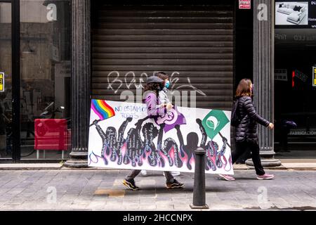 Valence, Espagne; 8th mars 2021: Rassemblements féministes pour célébrer la Journée de la femme le 8 mars 2021. Banque D'Images