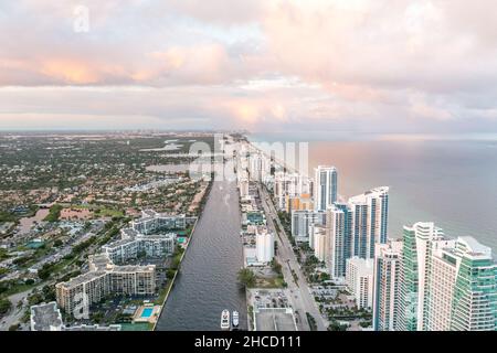 Hallandale et Miami Beach Florida après une tempête Banque D'Images