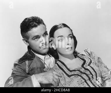 Alan Curtis, Patricia Morison, chef et épaules Portrait de publicité pour le film, « le fou d'Hitler », MGM, Loew's Inc., 1943 Banque D'Images