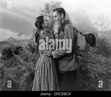 Patricia Morison, Alan Curtis, sur le tournage du film, « le fou d'Hitler », MGM, Loew's Inc., 1943 Banque D'Images