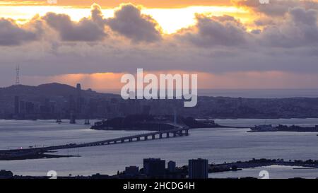 Coucher de soleil sur San Francisco via Berkeley Hills Banque D'Images