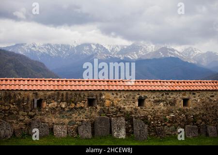 Vieilles pierres sculptées du monastère de Gandzasar dans la république du Haut-Karabakh (Artsakh) Banque D'Images