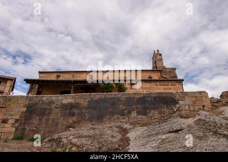 Église romane de San Millan à Campoo de Ebro Banque D'Images