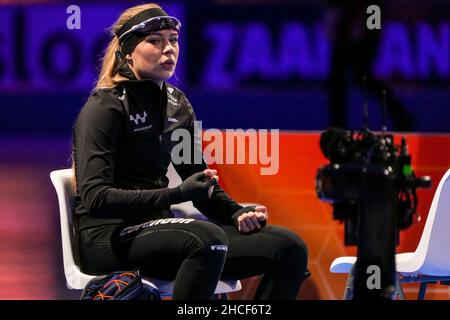 HEERENVEEN, PAYS-BAS - DÉCEMBRE 28 : Jutta Leerdam en compétition pendant l'Olympiisch Kwalificatie Toernooi à Thialf le 28 décembre 2021 à Heerenveen, pays-Bas (photo de Douwe Bijlsma/Orange Pictures) Banque D'Images