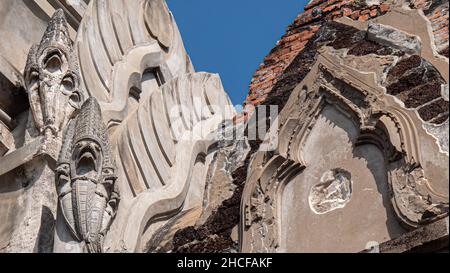 Ruines de Wat Ratchaburana à Ayutthaya, Thaïlande Banque D'Images