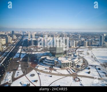 La construction de la bibliothèque nationale à Minsk, au Bélarus Banque D'Images