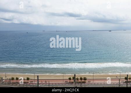 Vue maritime depuis le balcon del Mediterraneo, Tarragone, Catalogne, Espagne Banque D'Images