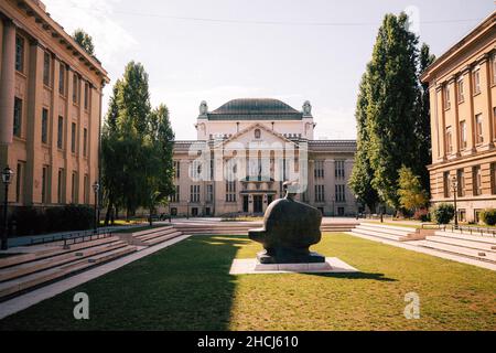 Bâtiment des Archives publiques croates à Zagreb, Croatie Banque D'Images