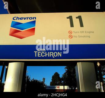Station-service Chevron, en Californie Banque D'Images