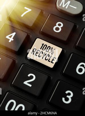 Légende conceptuelle 100 % recyclage.Mot pour ensemble de biodégradables, sans BPA et compostables recyclables création de saisie de données et de travaux de dactylographie Banque D'Images