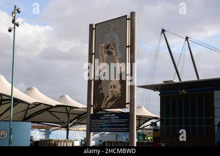 Memorial Billboard Joe Mercer OBE à Manchester Angleterre 8-12-2019 Banque D'Images