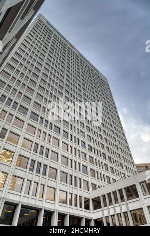 Bank of America Center a été construit en 1974 sous le nom de First & Merchants Bank Building. Banque D'Images