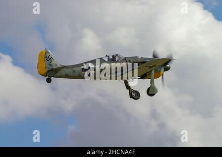 Focke Wulf Fw190A rebuild décollage au salon de l'aviation.Flugzeug-Werke 190 nouvelle construction Luftwaffe avion de chasse de la Seconde Guerre mondiale.Conception allemande de la deuxième Guerre mondiale Banque D'Images