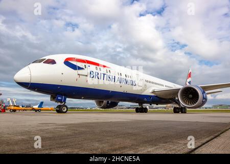 Stuttgart, Allemagne - 11 septembre 2021 : avion Boeing 787-9 Dreamliner de British Airways à l'aéroport de Stuttgart (STR) en Allemagne. Banque D'Images