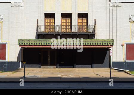 Extérieur du vieux théâtre abandonné.Peoria, Illinois, États-Unis. Banque D'Images