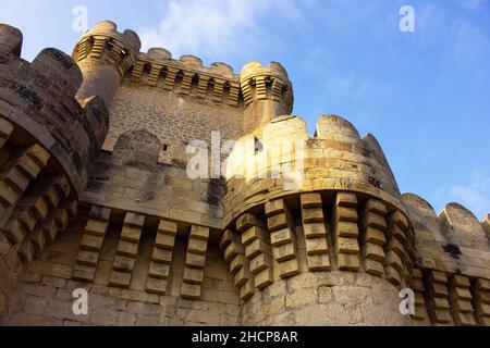 Une belle forteresse quadrangulaire à Mardakan.Azerbaïdjan. Banque D'Images