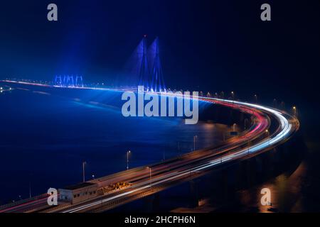 Mumbai Sea Link Bridge illuminé pour Noël et nouvel an, Mumbai, Inde, Banque D'Images