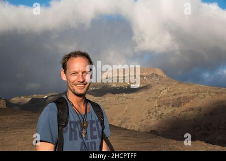 Fabian Ritter est biologiste spécialiste des baleines à la Gomera dans les îles Canaries et fondateur de l'organisation de conservation M.E.E.R. Banque D'Images