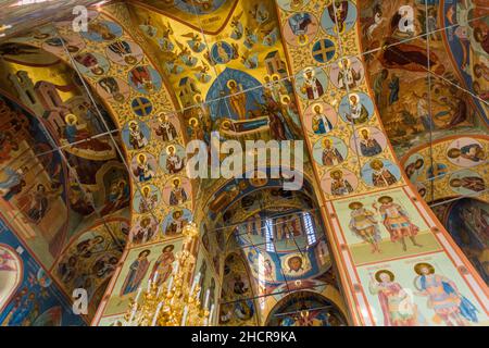 TOBOLSK, RUSSIE - 4 JUILLET 2018 : intérieur de la cathédrale Sainte-Sophie-Assomption Sofiysko-Uspenskiy Kafedralnyy Sobor dans le complexe du Kremlin de Tobolsk, Ru Banque D'Images