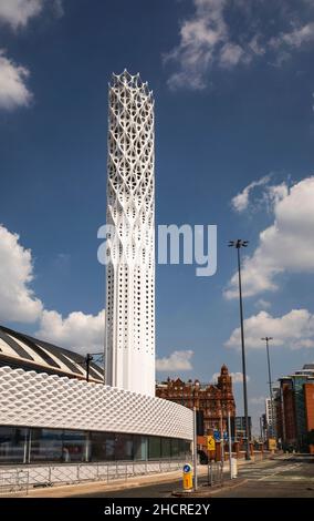 Royaume-Uni, Angleterre, Manchester, Centre des congrès de Manchester Central, Lower Mosley Street, Tower of Light Chimney pour un projet d'énergie à faible émission de carbone Banque D'Images