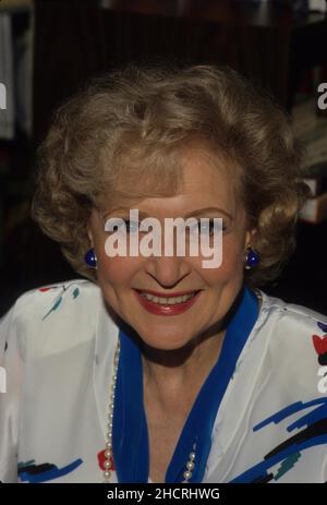 BETTY WHITE Credit: Ralph Dominguez/MediaPunch Banque D'Images