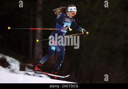 Oberstdorf, Allemagne.01st janvier 2022.Ski nordique/ski de fond: Coupe du monde, Tour de ski, qualification, sprint classique, femme.Pia Fink d'Allemagne sur la piste.Credit: Karl-Josef Hildenbrand/dpa/Alay Live News Banque D'Images