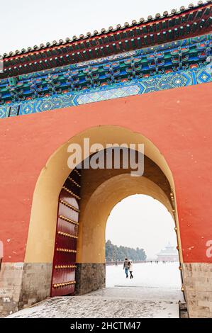 Temple du ciel (Tiantan) le jour de janvier enneigé, Beining, Chine, RPC Banque D'Images