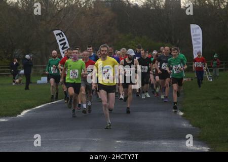 Newcastle, Royaume-Uni. 01st janvier 2022. Course New Year's Day Resolution 10km, deux tours de Town Moor de Newcastle, Newcastle upon Tyne, Royaume-Uni, 1st janvier 2022. Credit: DEW/Alamy Live News Banque D'Images